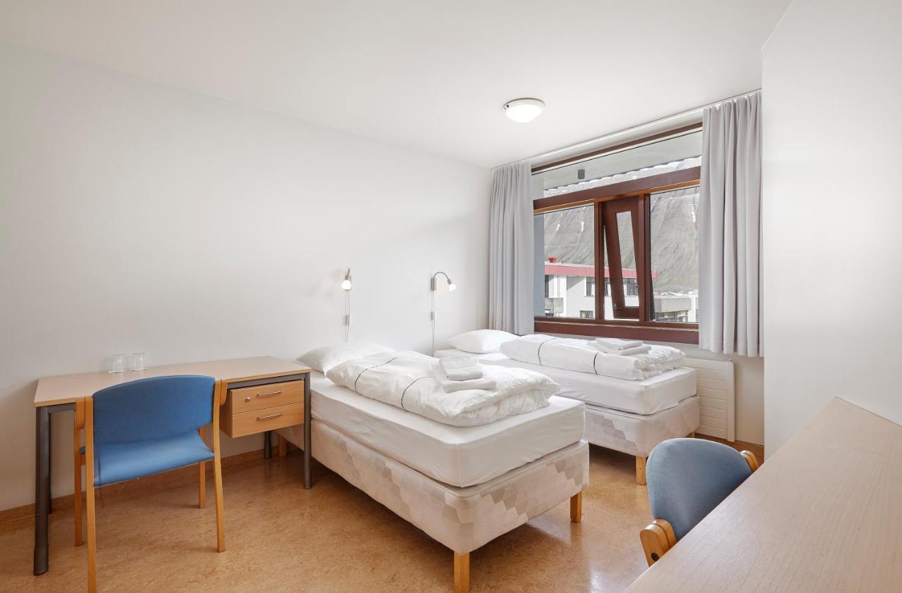 Hotel Torfnes Isafjordur ภายนอก รูปภาพ