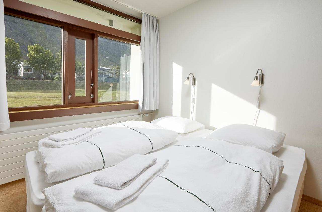 Hotel Torfnes Isafjordur ภายนอก รูปภาพ